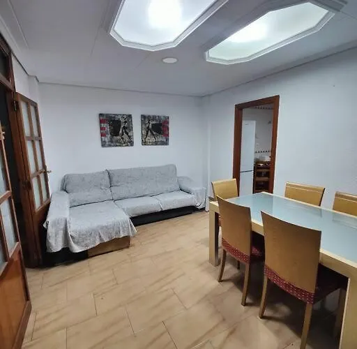 Casa De Pueblo Grande Para 7 Personas